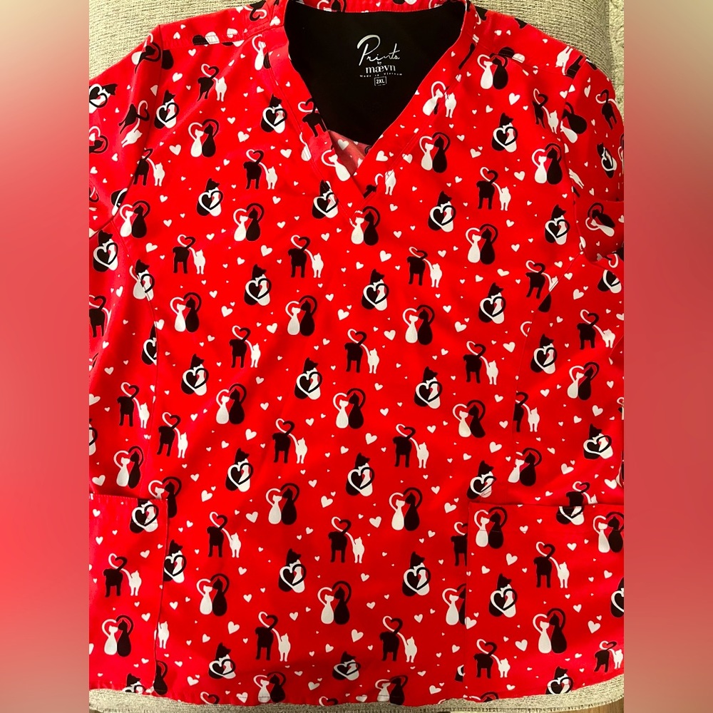 Womens scrub top size 2x